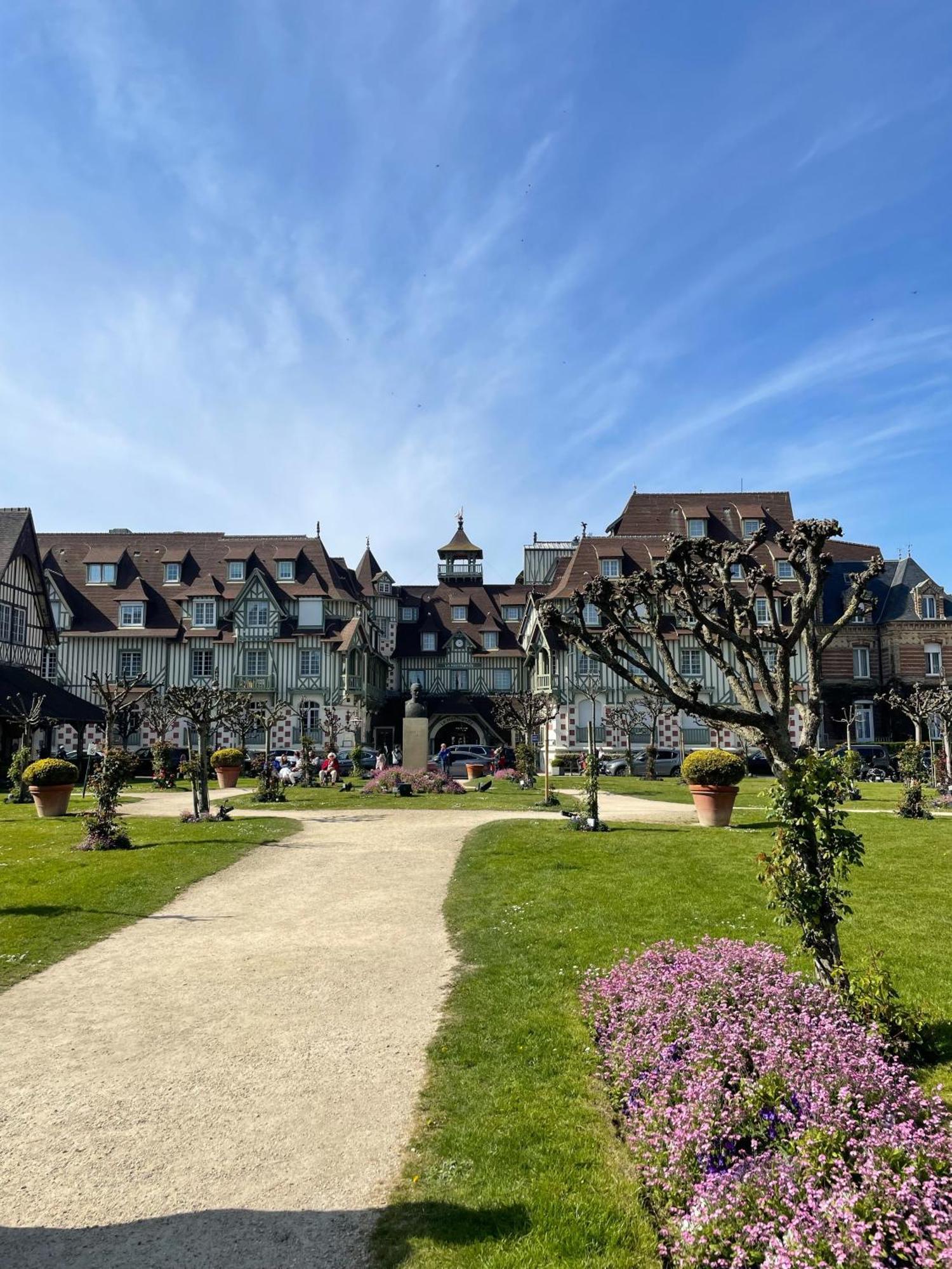 Le Pullman Apartamento Deauville